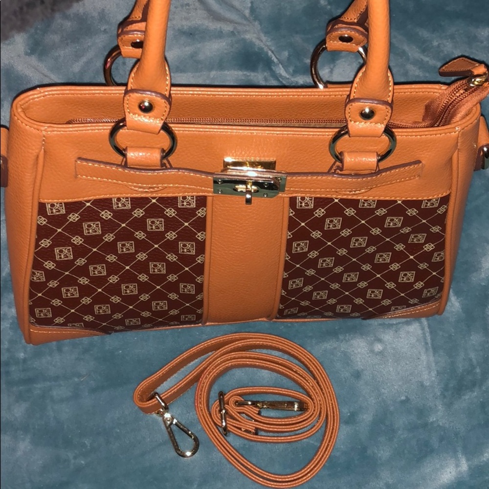 Madison Avenue Jose Hess Handbag (Never Used)🛍👜